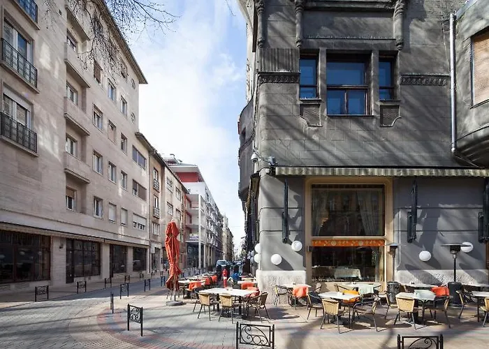 Quality Point 0-24 Reception 4*