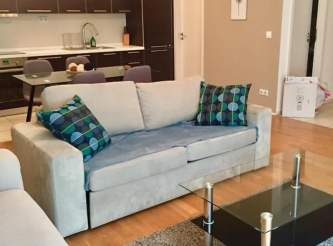 Quality Point 0-24 Reception 4*