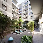 Aparthotel Quality Point 0-24 Reception 4*