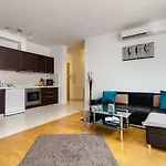 Apart-hotel Quality Point 0-24 Reception 4*