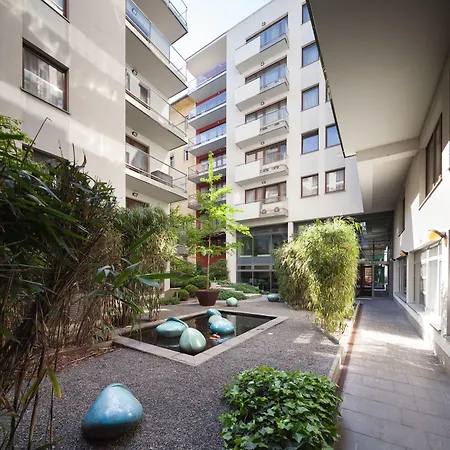 Aparthotel Quality Point 0-24 Reception 4*