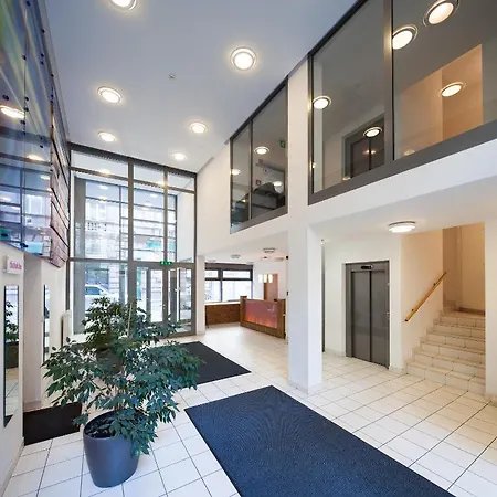 Quality Point 0-24 Reception Apart-hotel