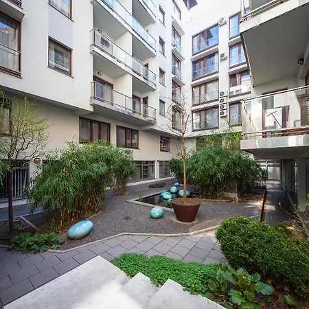 Quality Point 0-24 Reception Apart-hotel