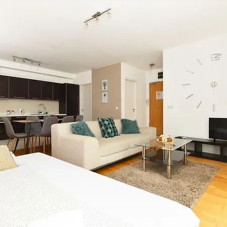 Hotel apartamentowy Quality Point 0-24 Reception Budapeszt