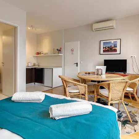 Lejlighedshotel Quality Point 0-24 Reception Budapest