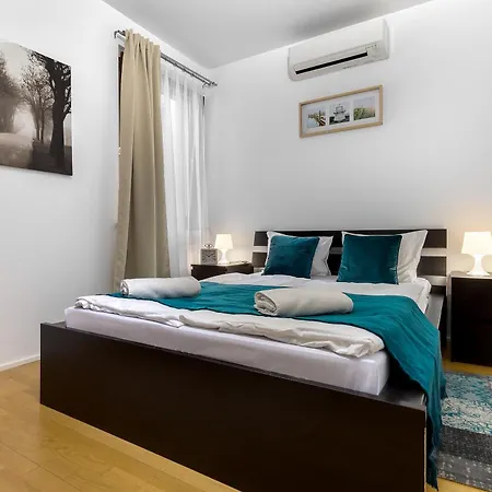 Lejlighedshotel Quality Point 0-24 Reception Budapest