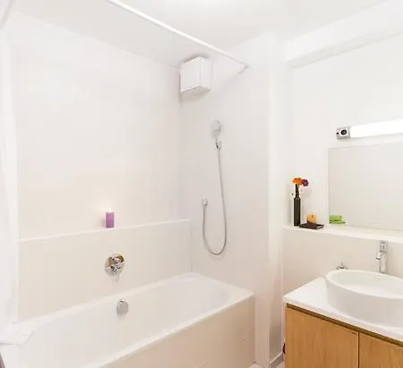 Quality Point 0-24 Reception Lejlighedshotel