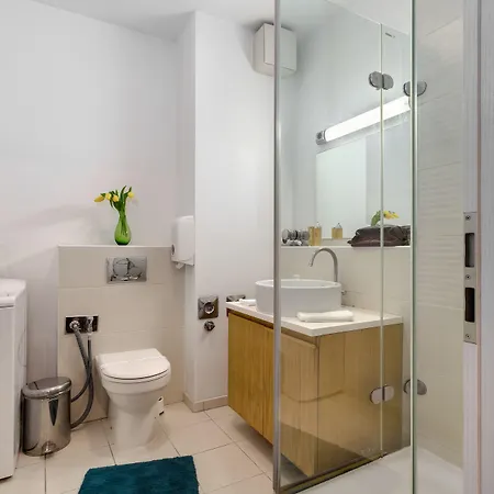 Quality Point 0-24 Reception Lejlighedshotel Budapest