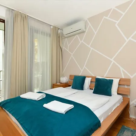 Aparthotel Quality Point 0-24 Reception