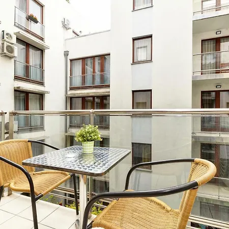 Quality Point 0-24 Reception 4*