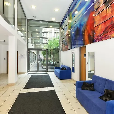 Lejlighedshotel Quality Point 0-24 Reception 4*