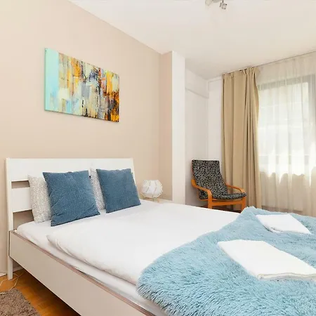 Aparthotel Quality Point 0-24 Reception 4*