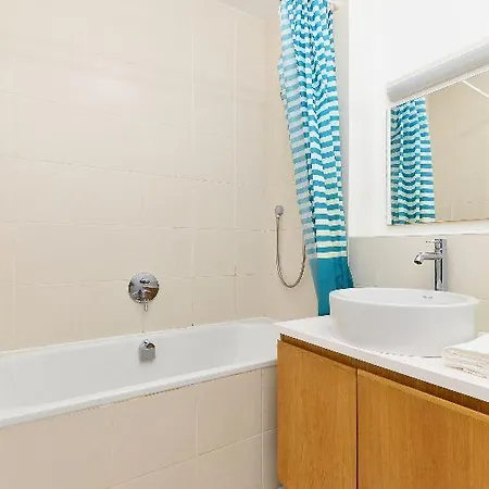Quality Point 0-24 Reception Aparthotel 4*
