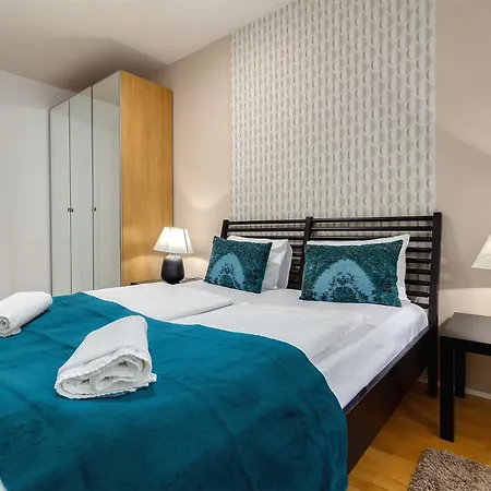 Appart hôtel Quality Point 0-24 Reception Budapest